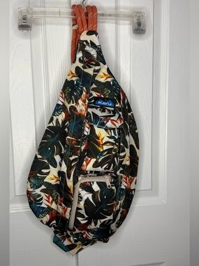 Kavu Rope SlingBack Palm Tree Leaf
